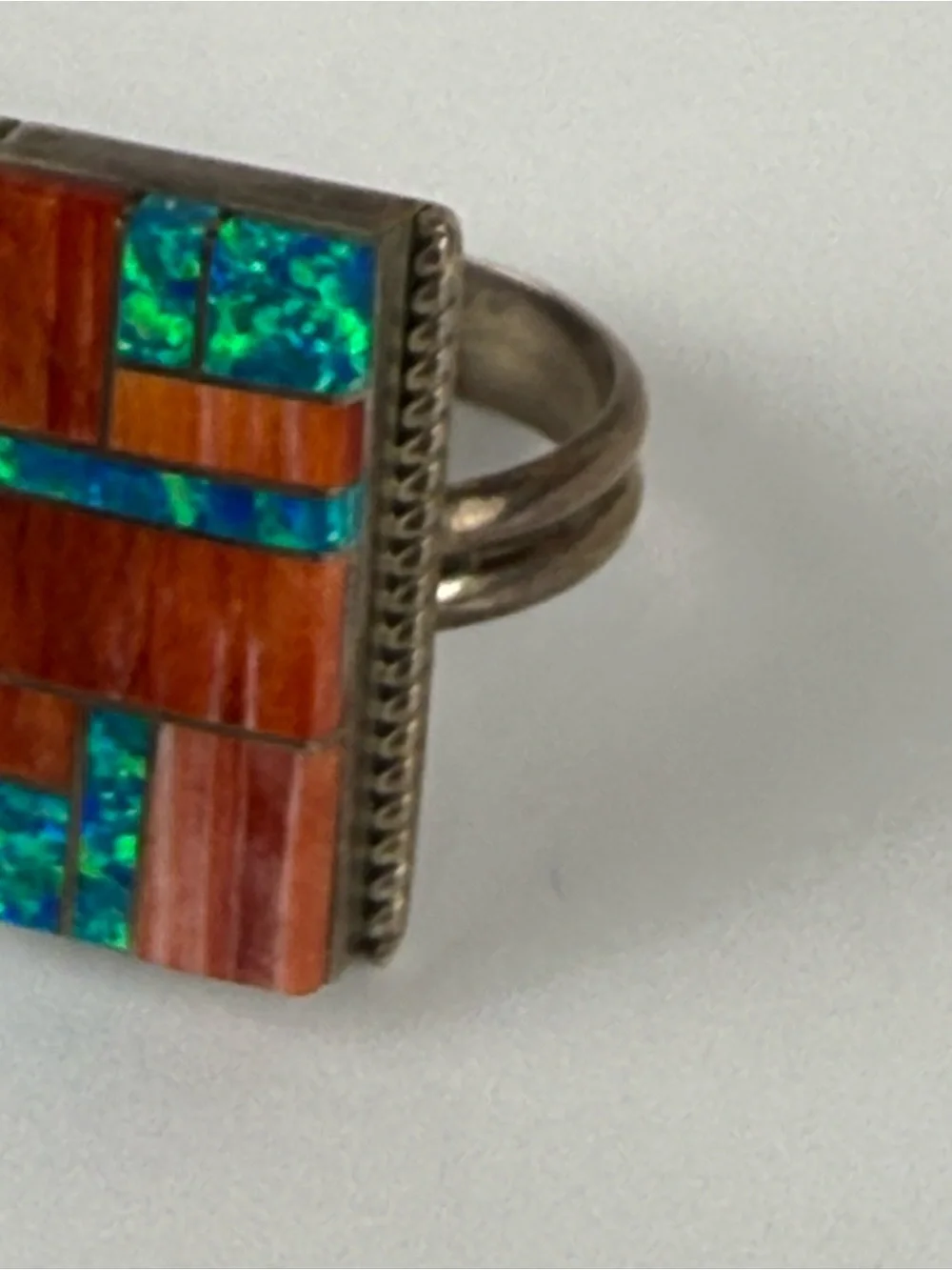 Native American Spiny Oyster, Lab Created Opal Sterling Silver Signed WG 8.75 - Picture 3 of 16